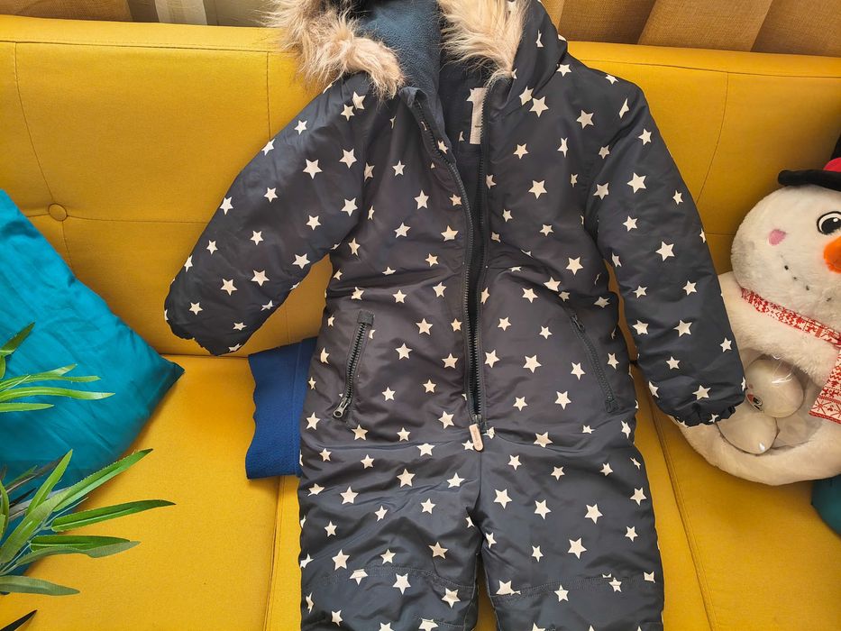 Детска грейка за любители на снега и зимните дни