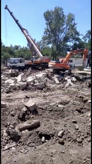 Демонтаж и снос зданий