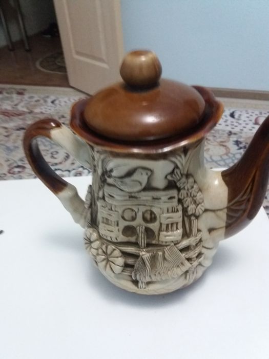 Антиквариат    Чайник.