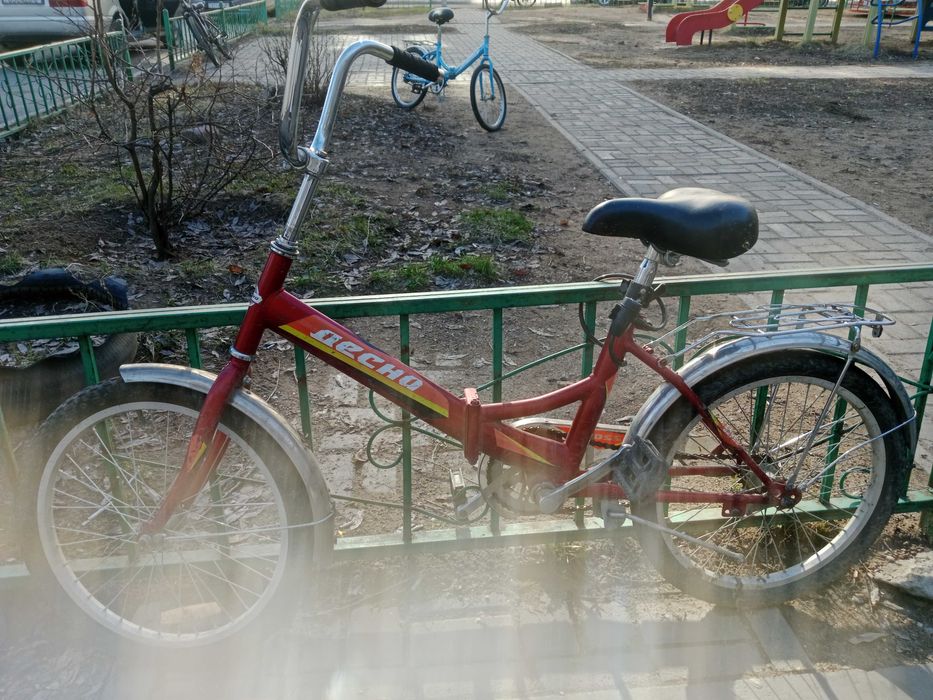 Велосипед Десно красный