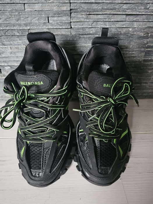 Balenciaga track zombie
