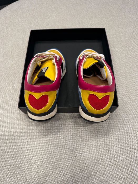 Маратонки Dsquared2 и Love Moschino