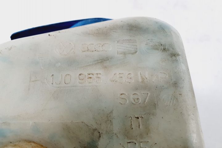 Vas lichid parbriz stropgel 1j0955453n Volkswagen VW Golf 4  [din 1997 pana  2006] seria