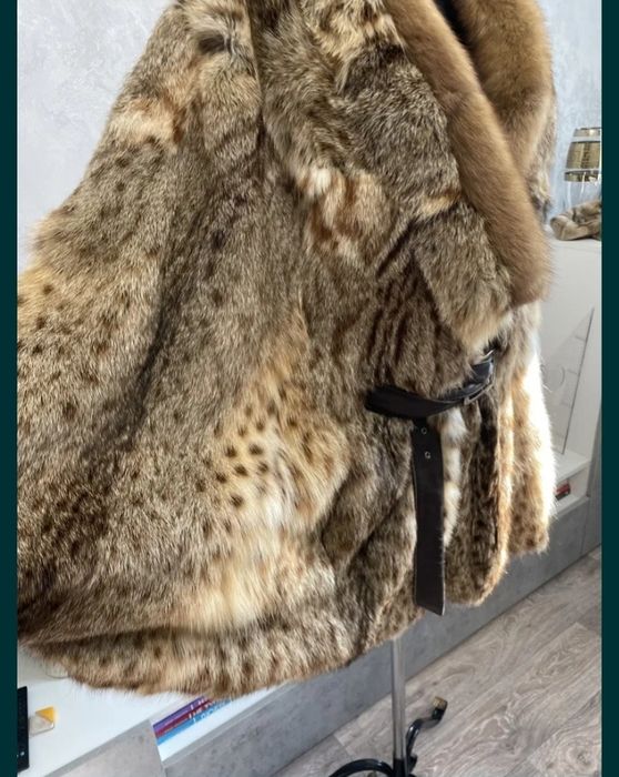 Мягкое чудо из меха натуральной Рыси.Воротник Соболь