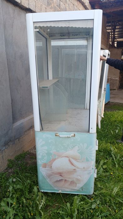 Витрина сотилади