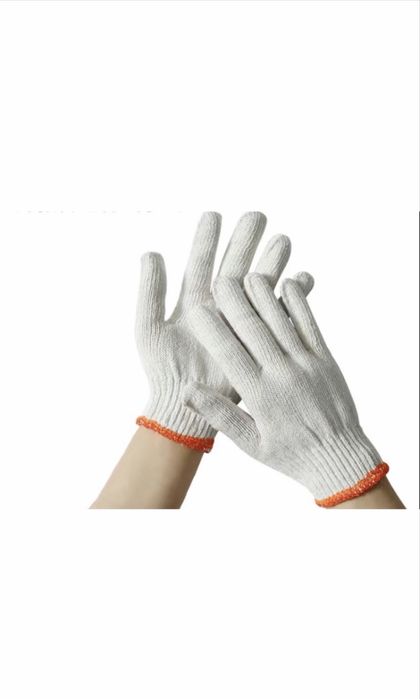 Перчатки с документами с НДС