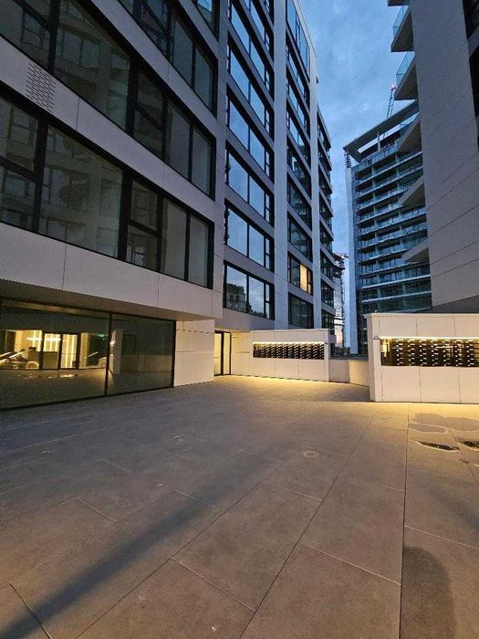 Inchiriez apartament cu 2 camere in  One Lake Club -Floreasca AVIATIEI