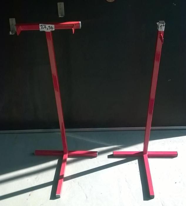 Стойка за пожарогасители