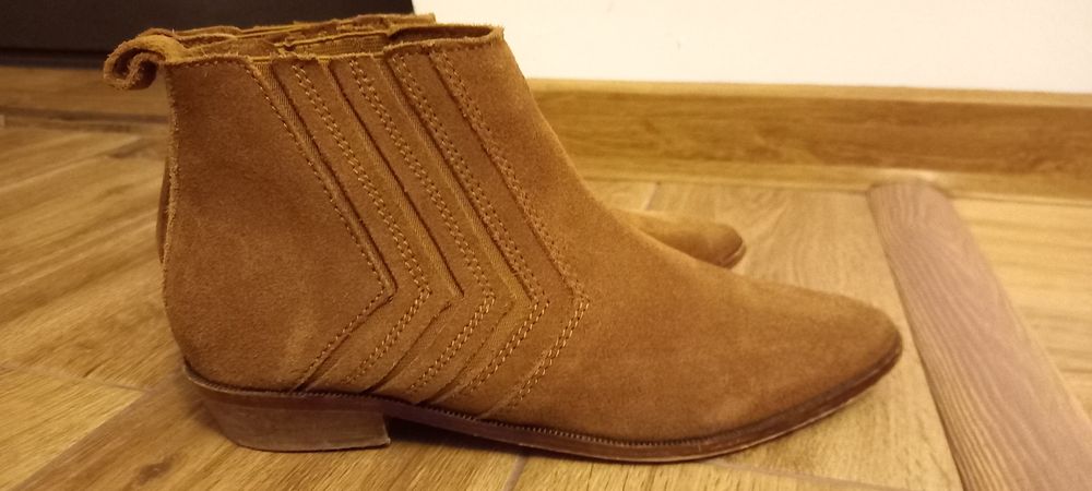 Botine piele intoarsa 38