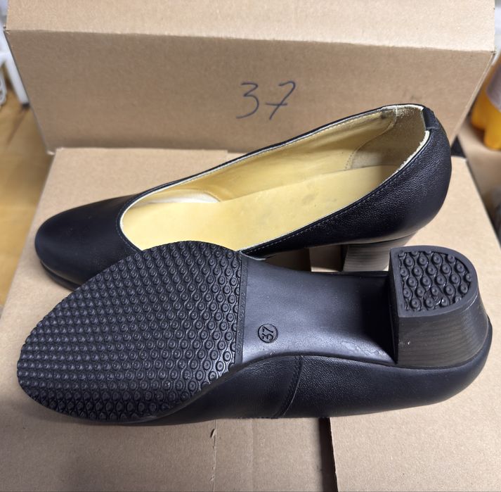 Туфли  женские, кожанные