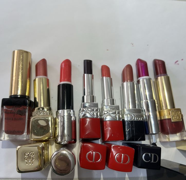 Помады для губ Франция