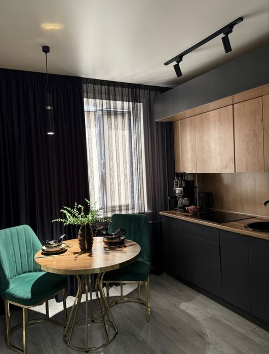 Сдам люксовую 1-комнатную квартиру