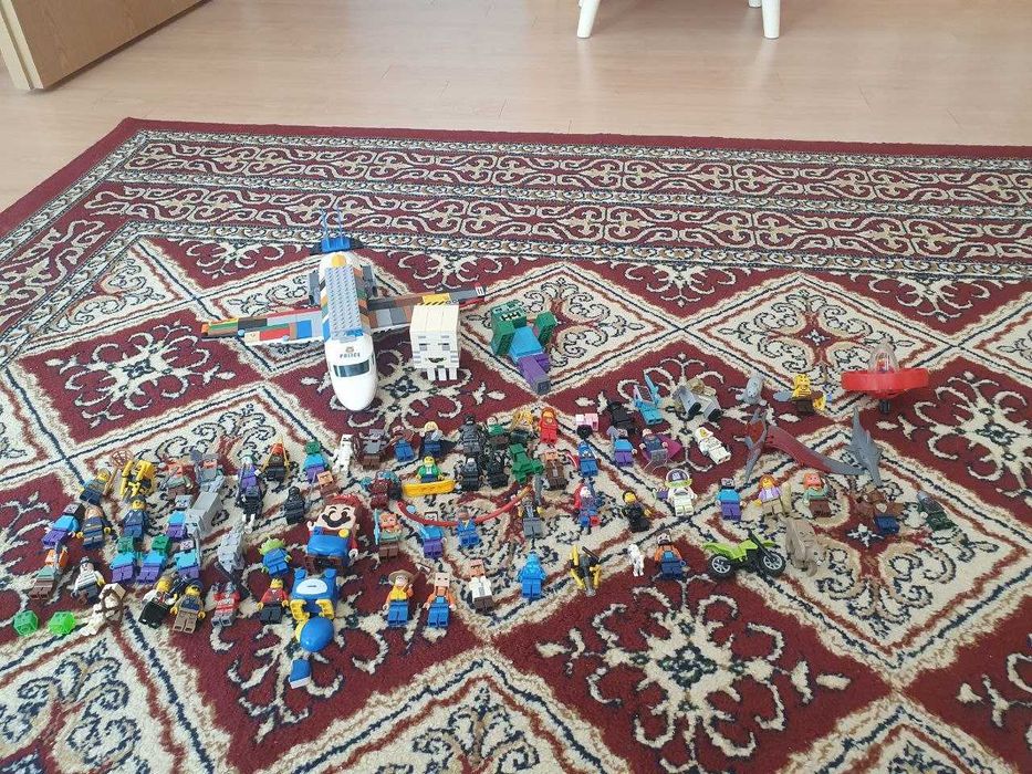 Lego минифигурки(читайте описание)