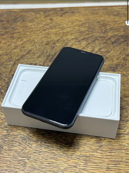 Telefon mobil Apple iPhone 11, 128GB, Black- stare foarte buna