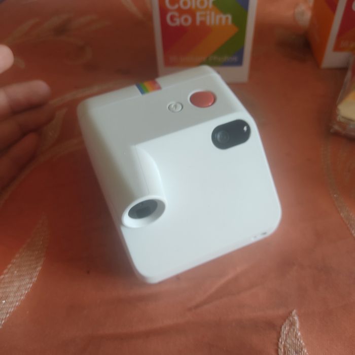 Zamonaviy fotoapparat sotiladi