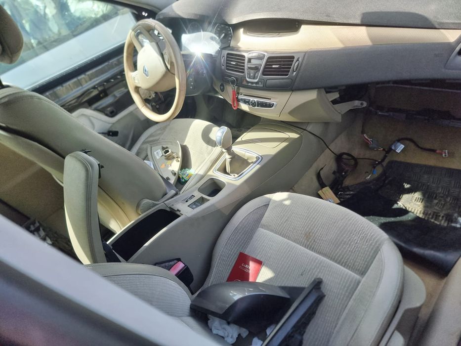 Dezmembram Renault Laguna 3 (2007 - 2011) 1.5 dci K9K780 K9K780