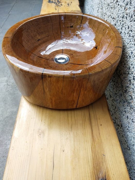 Дървена мивка с епоксидна смола