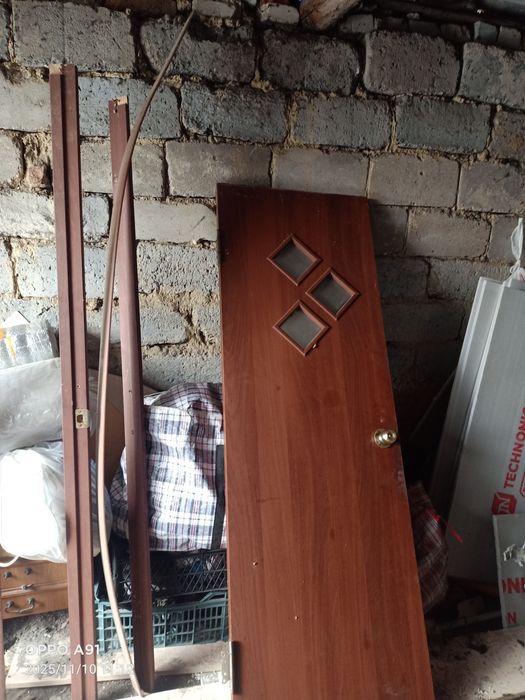 Продам межкомнатные двери