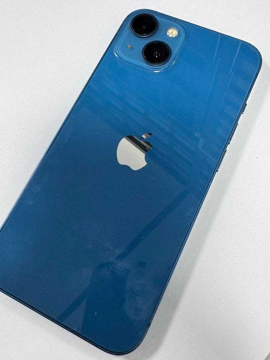 Марка iPhone : Apple iPhone 13 номер лота  911594 в хорошем состояние