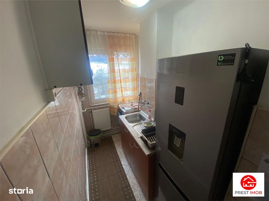 Apartament cu doua camere de vanzare in Dambu