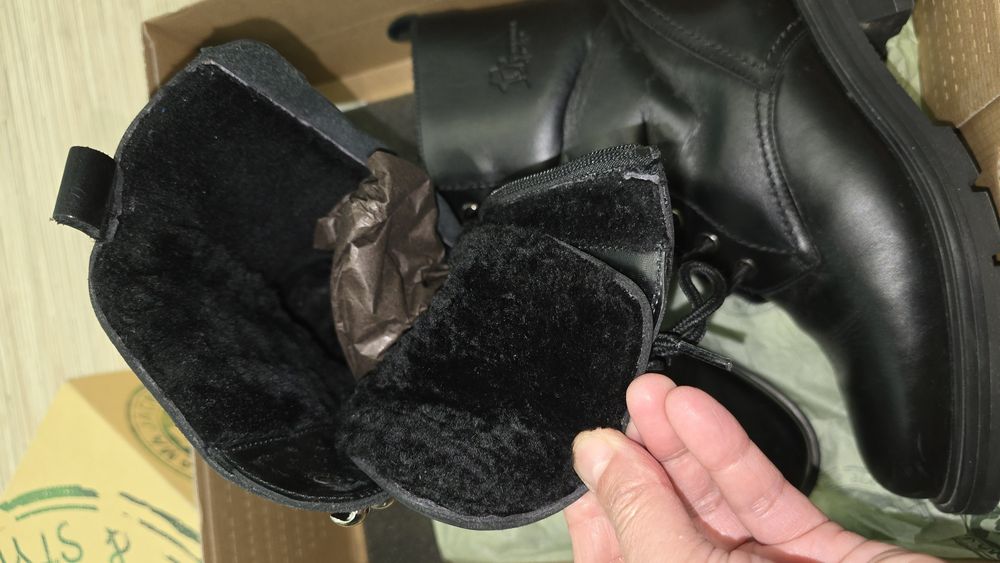 Продам полуботинки зимние