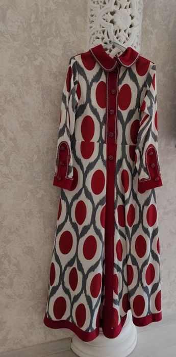 Аеллар туй либослари сотилади.