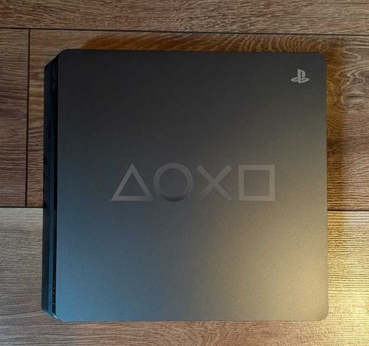 Playstation 4 slim days of play Steel Black Limited Edition