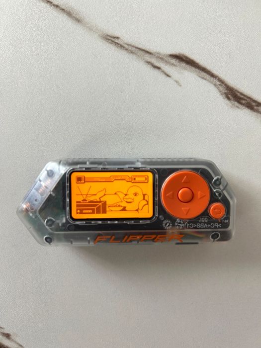 Flipper Zero Transparent (Limited Edition) + Card SD