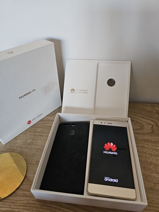 Huawei P9 - Gold Edition, 32GB extensibil SdCard,Dual Sim, Dual Camera