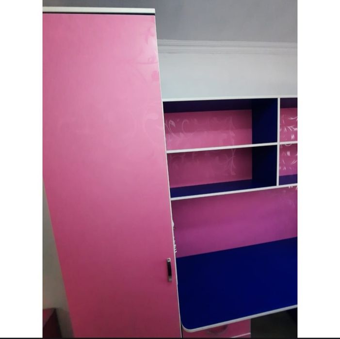 Горка стенка шкаф продам