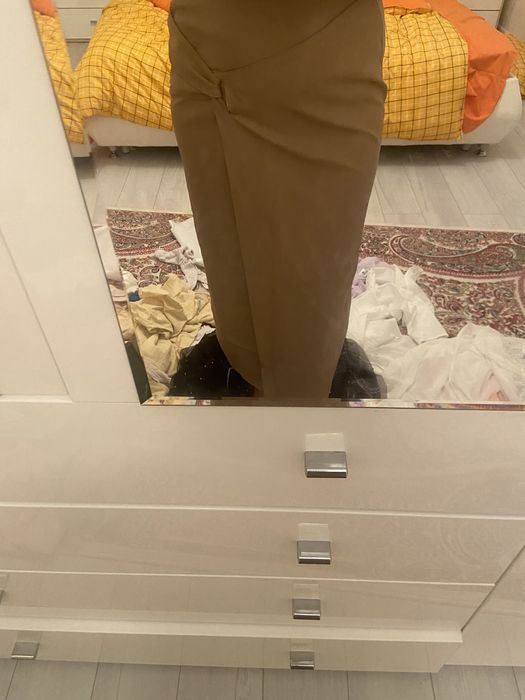 Продам платья и юбки