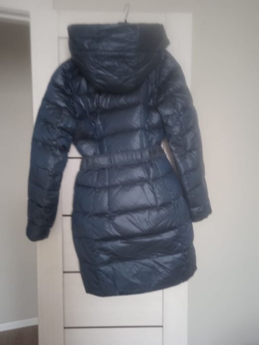 Продаю женскую куртку