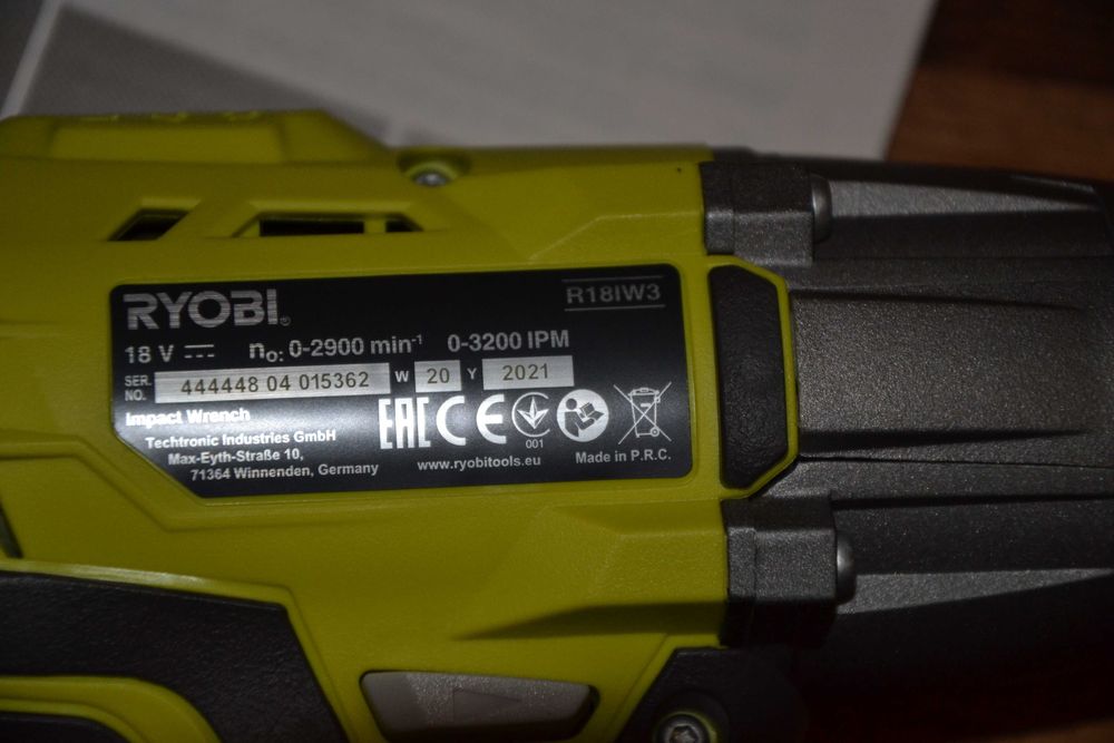 Акумулаторен гайковерт Ryobi R18IW3