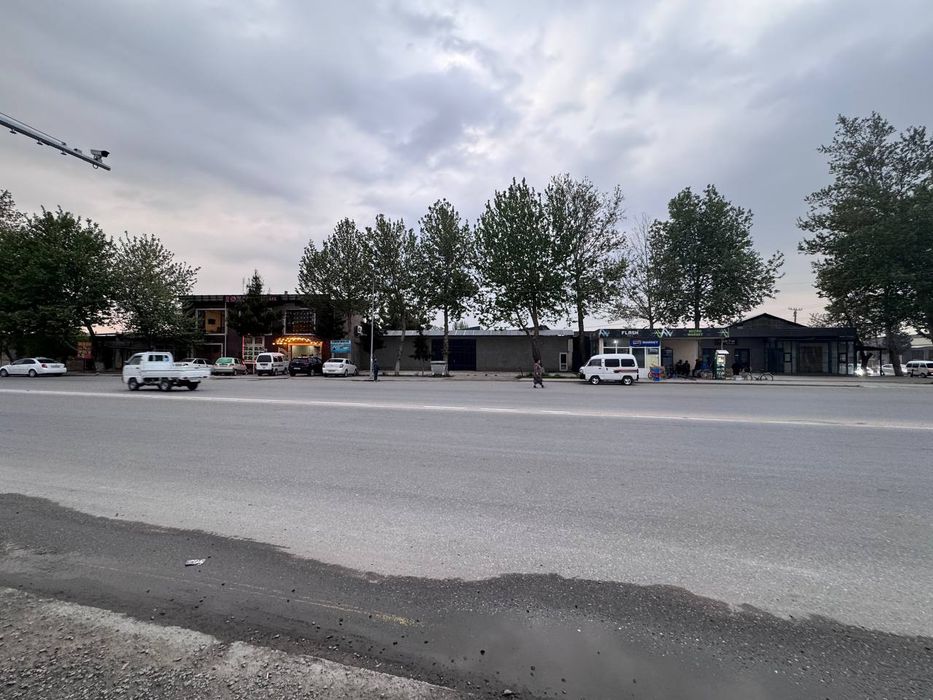 Сдаётся складное помещение. Расположен вдоль дороги.