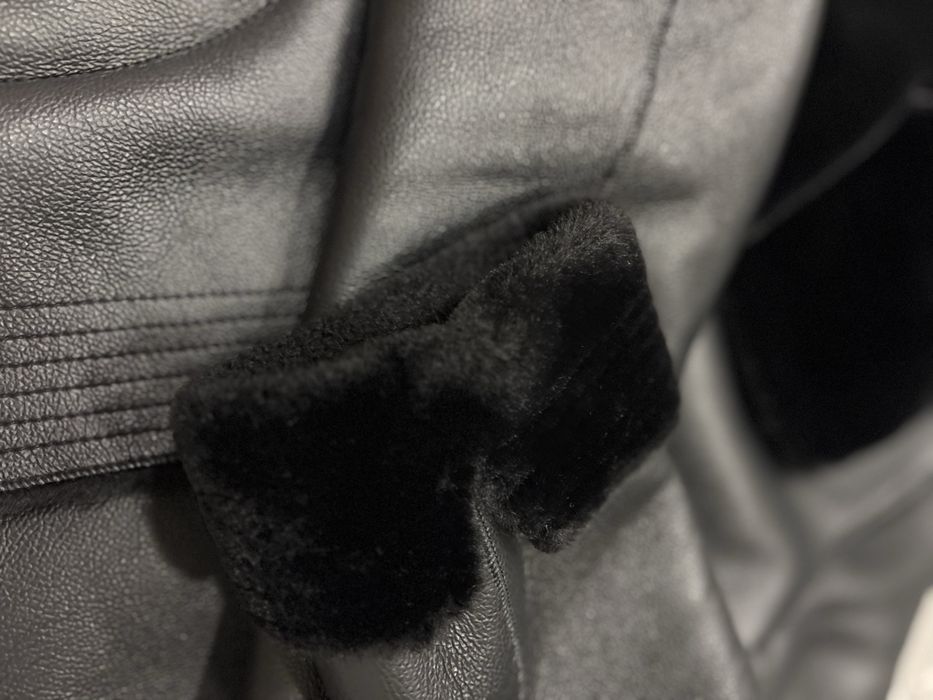 Продам женскую дубленку