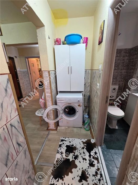 Apartament cu 3 camere decoamndate in zona Valea Aurie din Sibiu