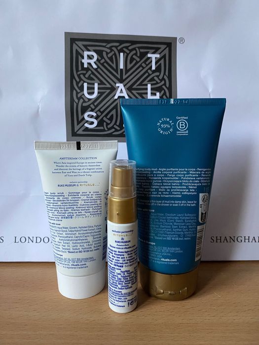 Set exfoliant de corp de la The Rituals - Nou