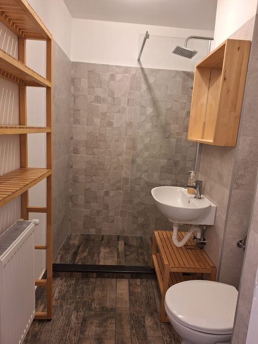 Vând apartament în micro 16