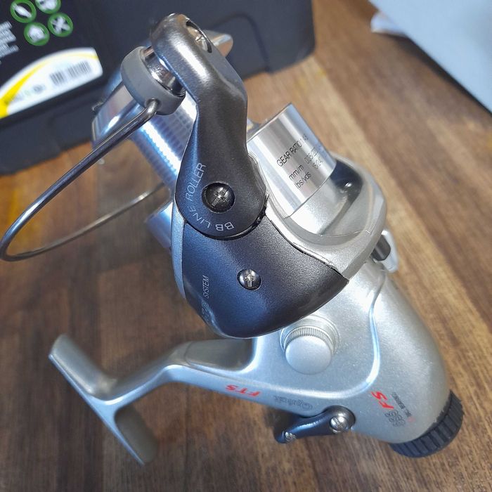 Продавам  макара DAM