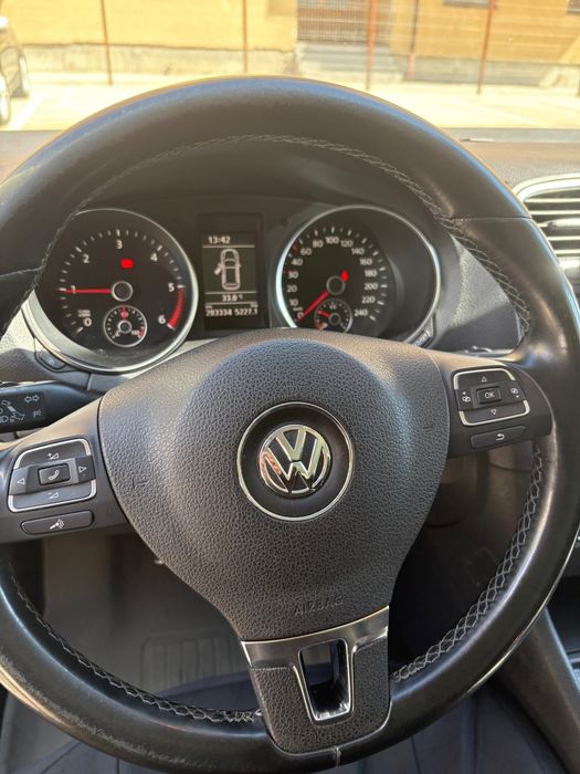 VOLKSWAGEN Golf 2012 — imagine 5