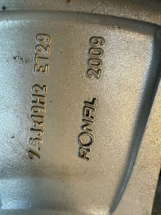audi A4 / A6 / Q5 Всесесознни KUMHO 255/50/19
