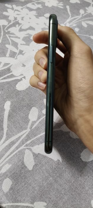 Продаю IPhone 11 pro 64гб