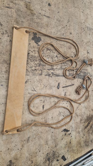 Продам качелю...