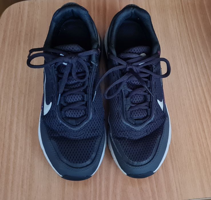 Баскетбольные кроссовки nike