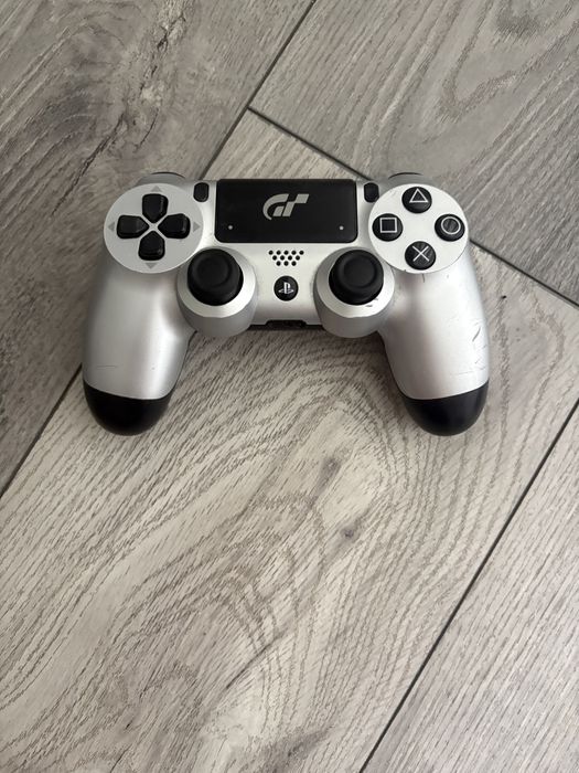 Ps4 Pro Alb, 2 manete