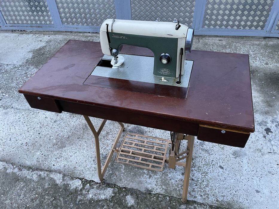 Masina de cusut Ileana