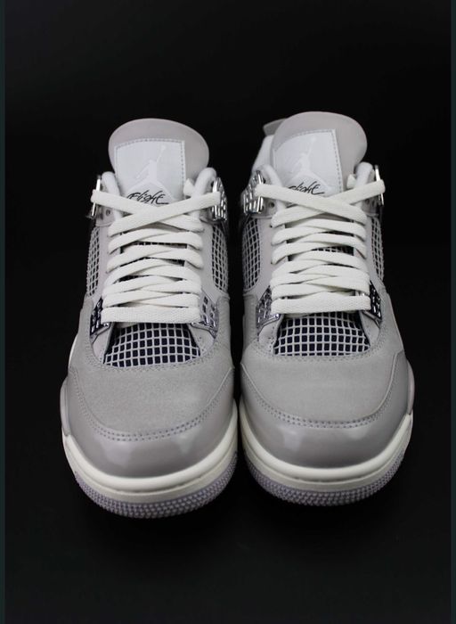 Nike Air Jordan 4 Retro "Frozen Moments"