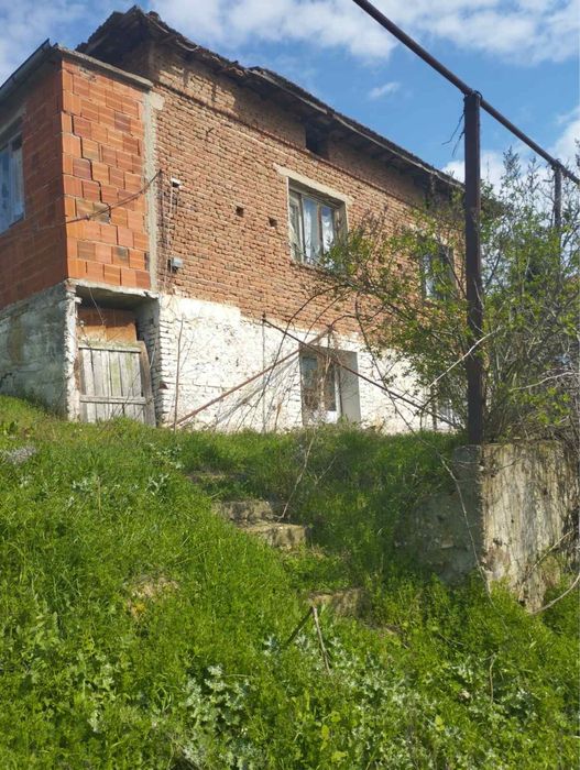 Продавам къща в село Генерал Тодоров