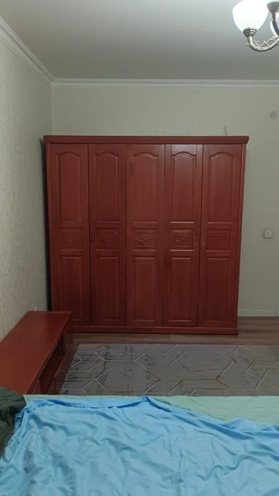 Продам спальный гарнитур производство Малайзии