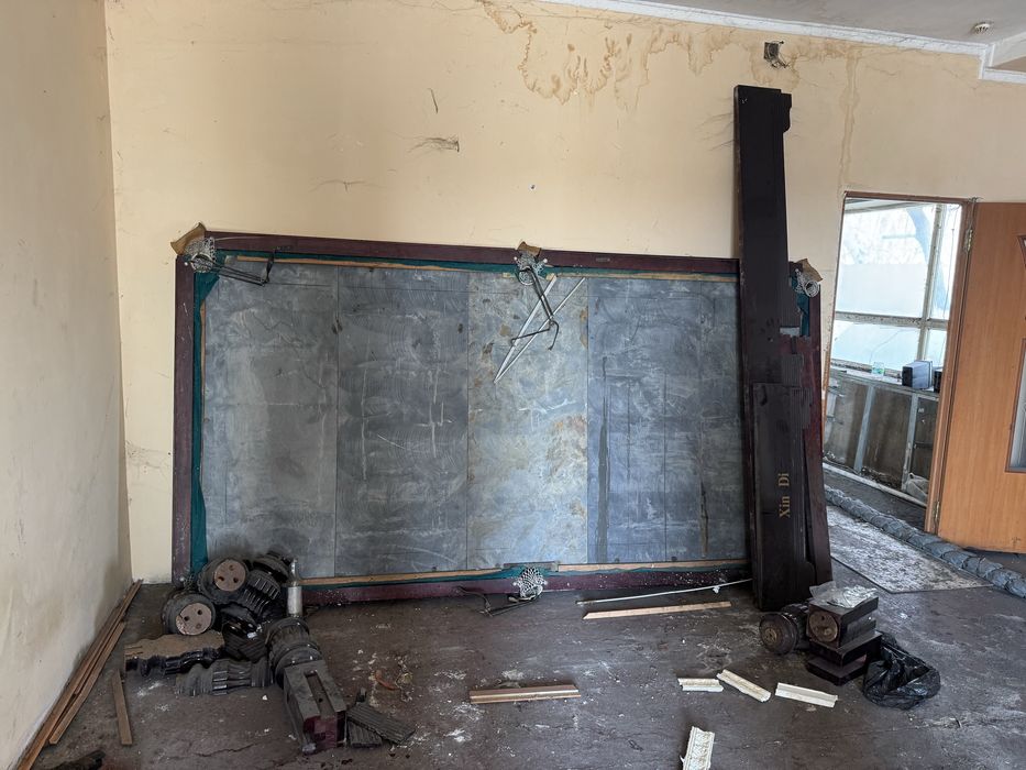 Продается бильярдный стол